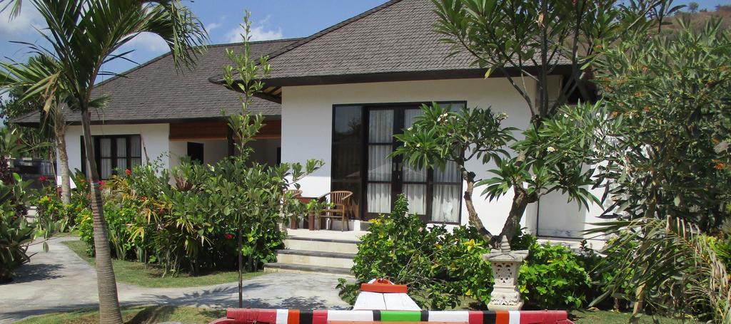 Taman Dewi Sri Villa Et Bungalow Pemuteran  Exterior photo