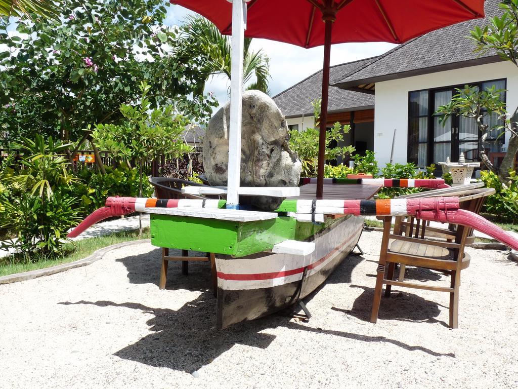 Taman Dewi Sri Villa Et Bungalow Pemuteran  Exterior photo