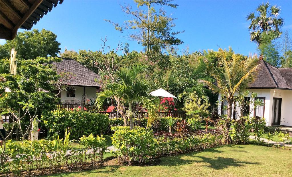Taman Dewi Sri Villa Et Bungalow Pemuteran  Exterior photo